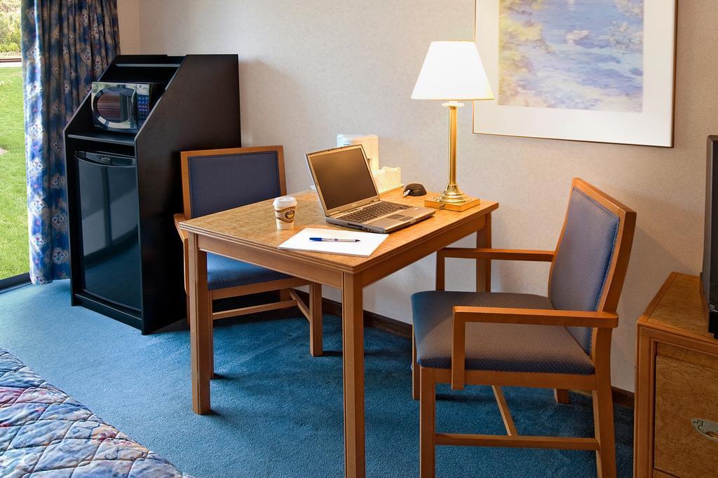 Comfort Inn Lakeshore Север Бэй Экстерьер фото