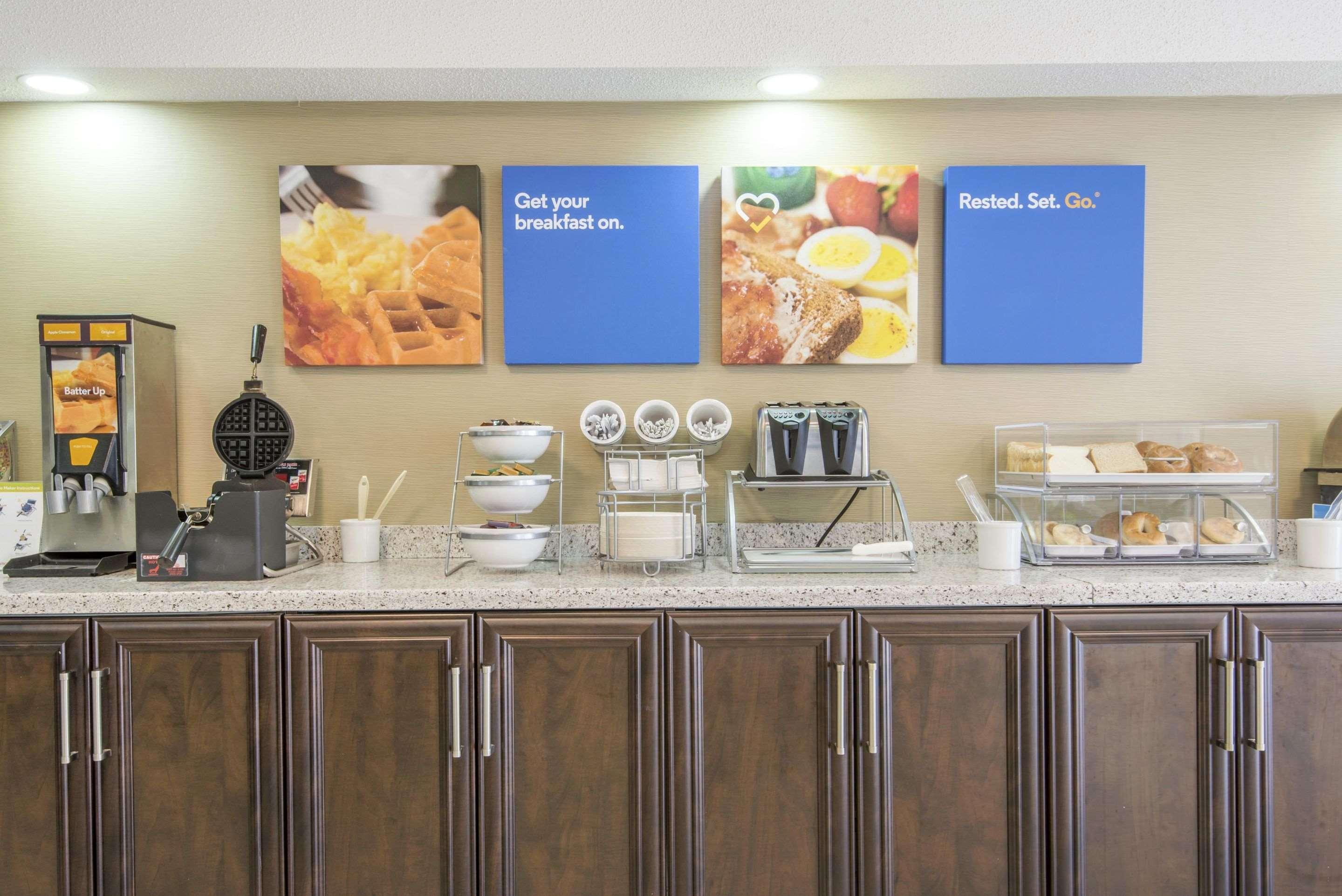 Comfort Inn Lakeshore Север Бэй Экстерьер фото